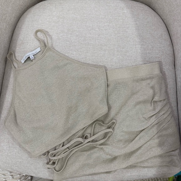 Lovers + Friends Gold Set - Picture 13 of 14